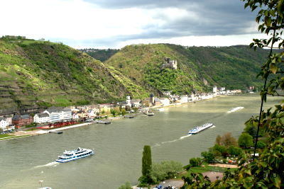 Rhein im Mittelrheintal ubko